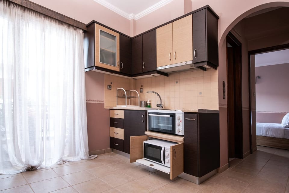 Full-size fridge, electric kettle