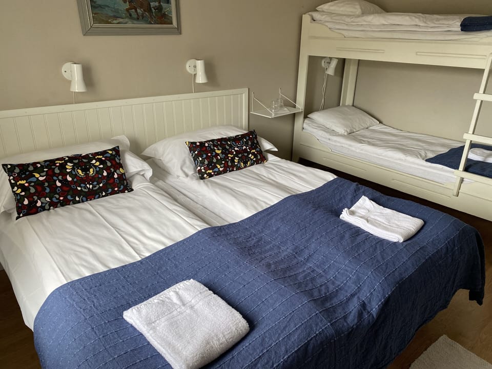 Blackout drapes, WiFi (free), bed sheets
