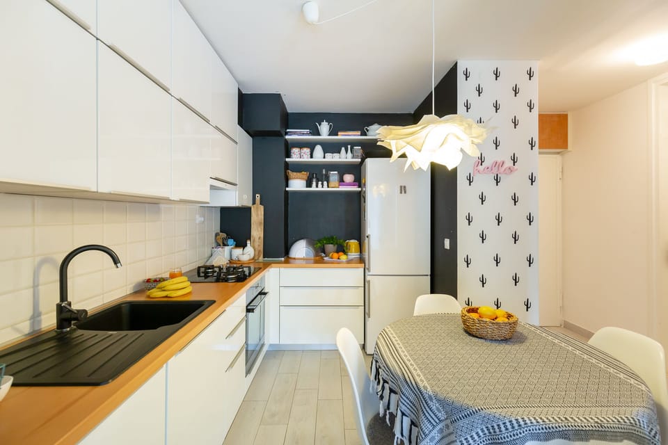 City Apartment, Balcony (2 Bedrooms) | Private kitchen | Full-size fridge, oven, stovetop, dishwasher