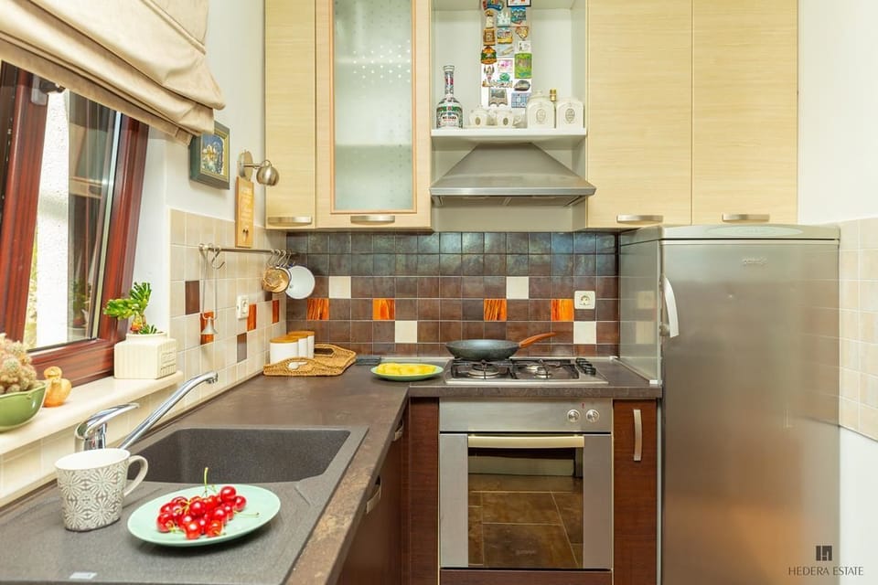 House, Private Pool, River View (3 Bedrooms) | Private kitchen | Full-size fridge, microwave, oven, stovetop
