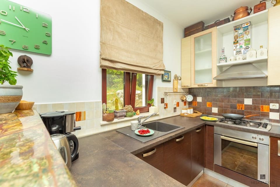 House, Private Pool, River View (3 Bedrooms) | Private kitchen | Full-size fridge, microwave, oven, stovetop
