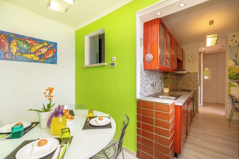City Apartment, Balcony, Sea View (2 Bedrooms) | Private kitchen | Fridge, oven, stovetop, dishwasher