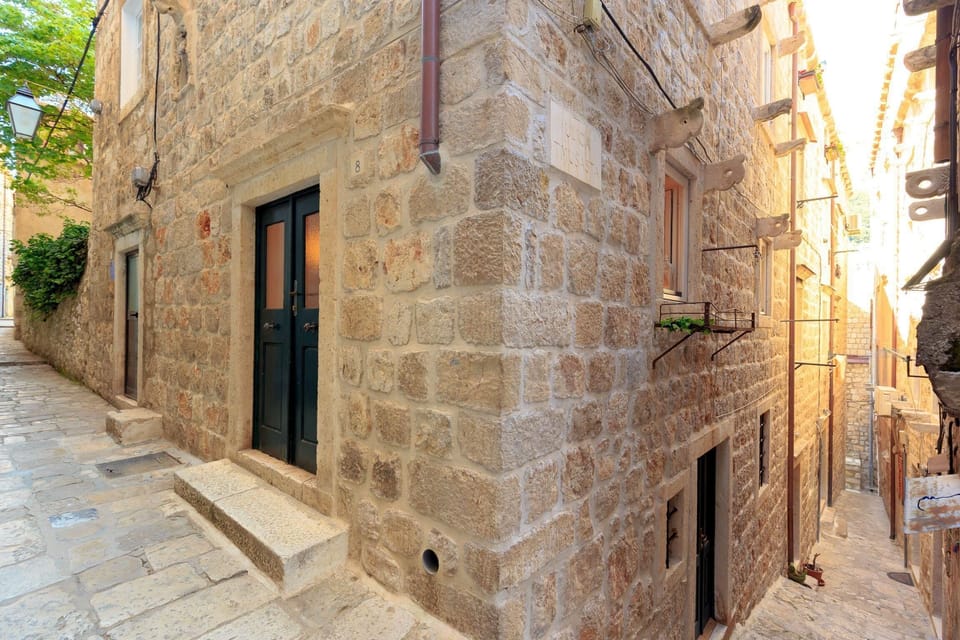 Apartment (3 Bedrooms) | Exterior