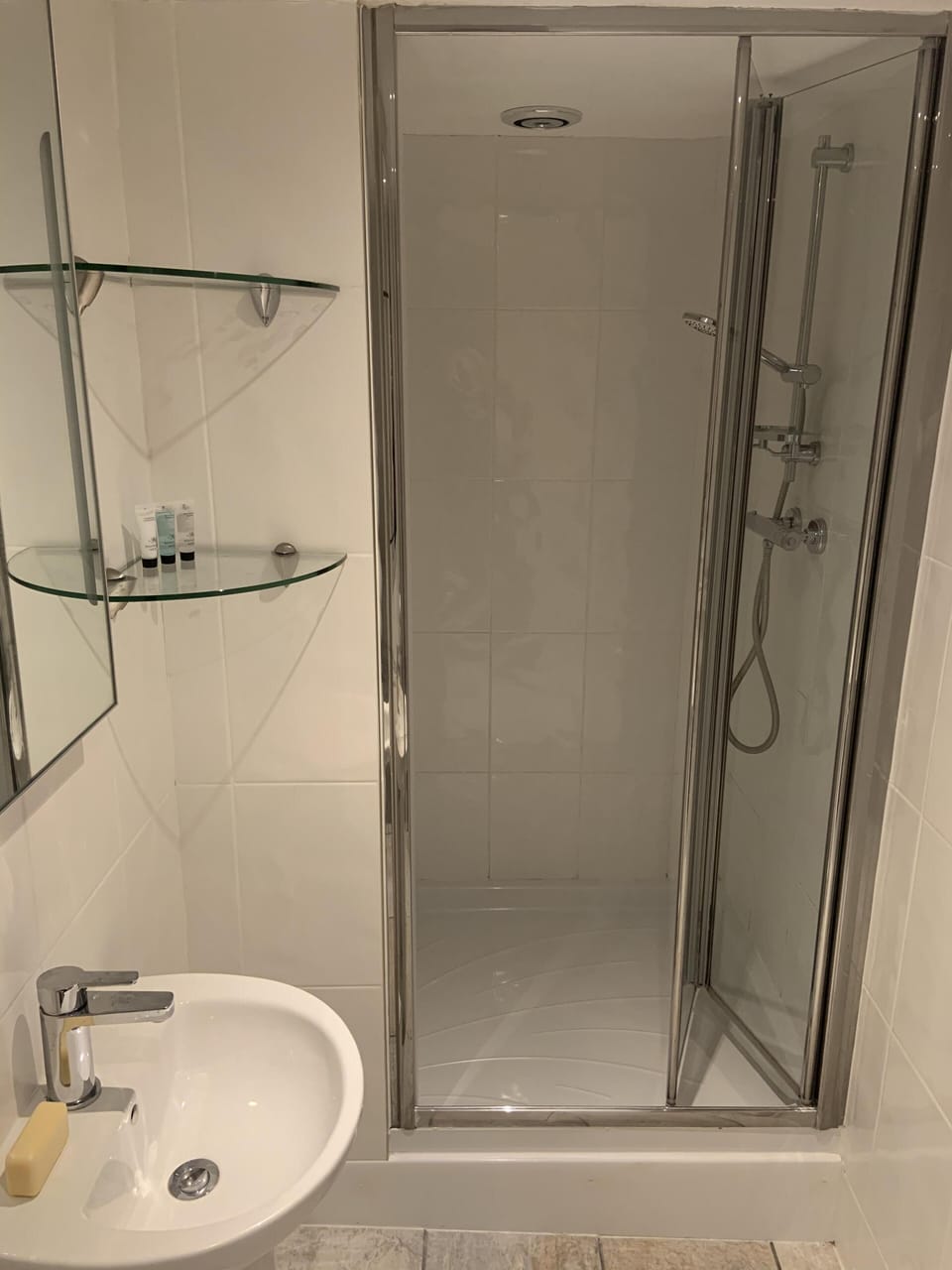 Classic Double Room, Ensuite | Bathroom