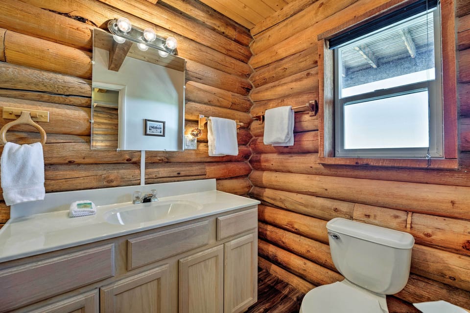 Bathroom | Towels Provided