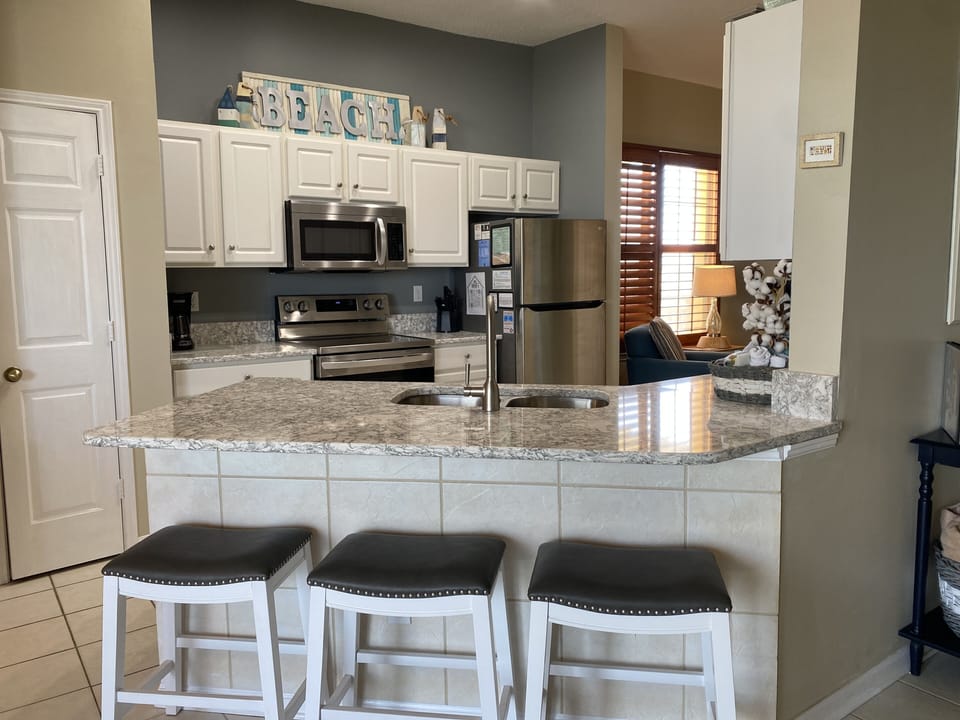 New kitchen counter tops