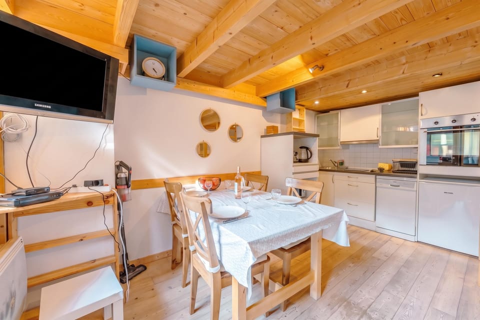 Kitchen and dining area
