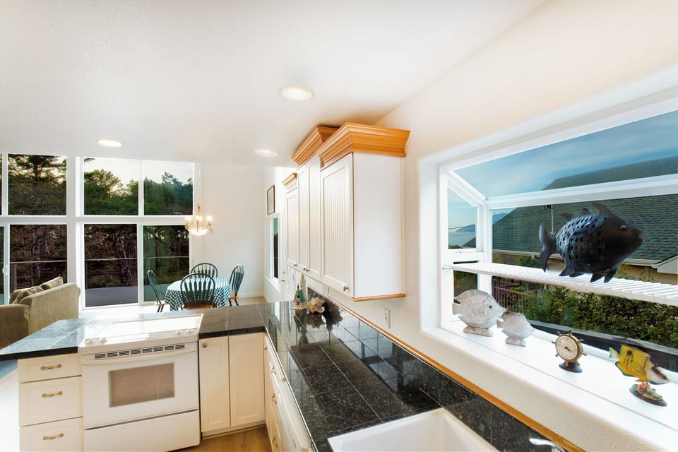 Plenty of room to  cook a yummy meal with a view. 