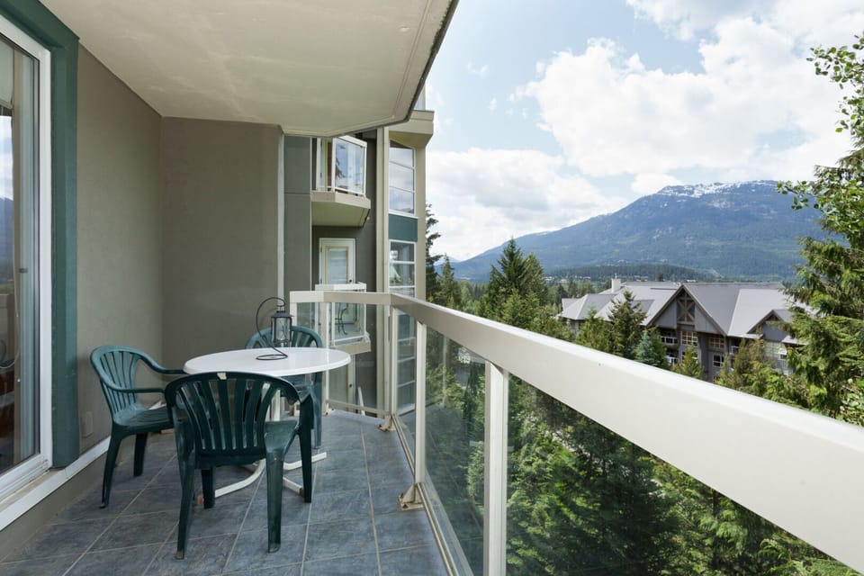 Private Deck