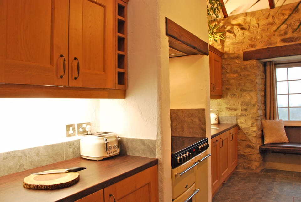 Kitchen area and window seat