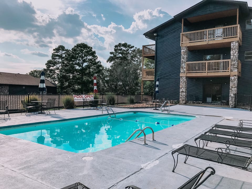 pool