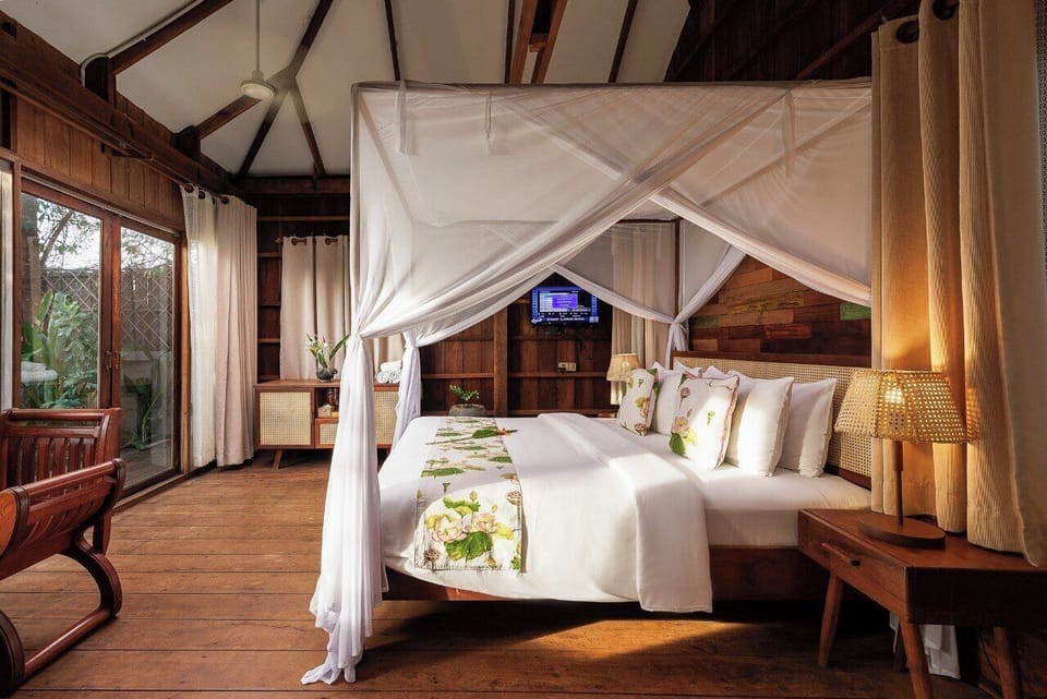 Private Pool Bungalow | Premium bedding, minibar, in-room safe, individually decorated