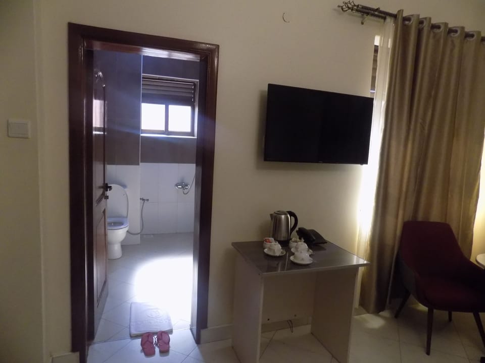 Deluxe Double Room | Premium bedding, memory foam beds, individually decorated