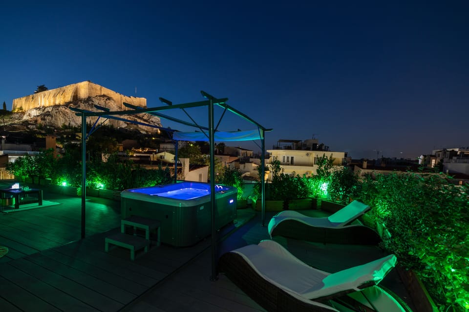 Plaka Arch Suites Hotel in Plaka