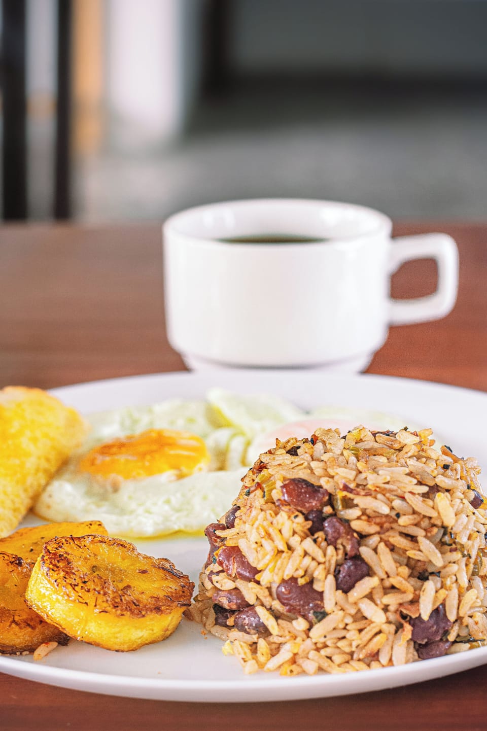 Free daily cooked-to-order breakfast