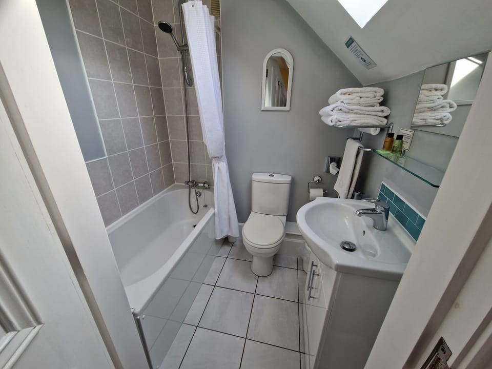 Junior Suite, 1 King Bed | Iron/ironing board (on request), bed sheets