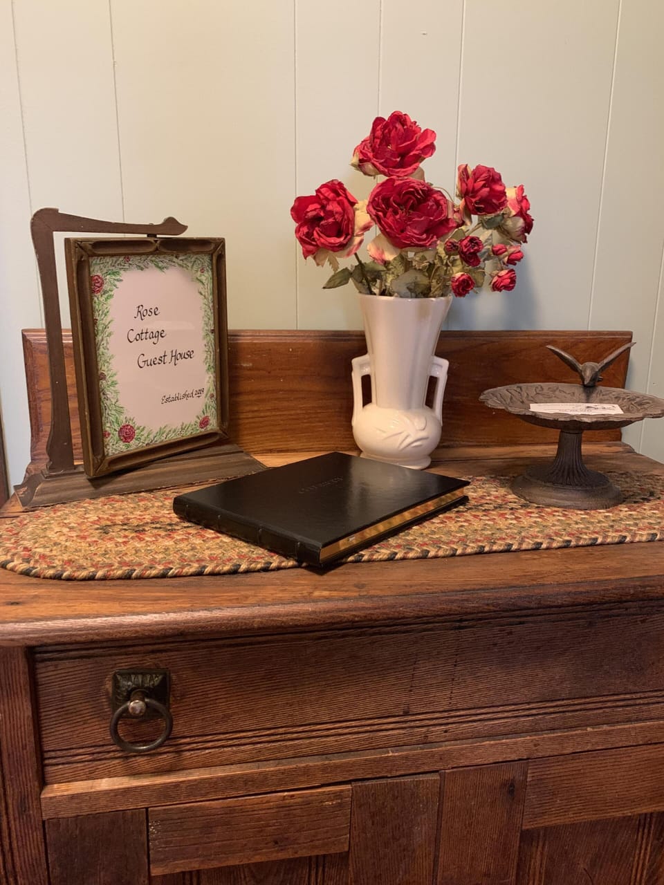 Please sign our 
guest book.