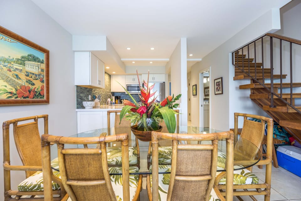 Condo, 3 Bedrooms | Dining