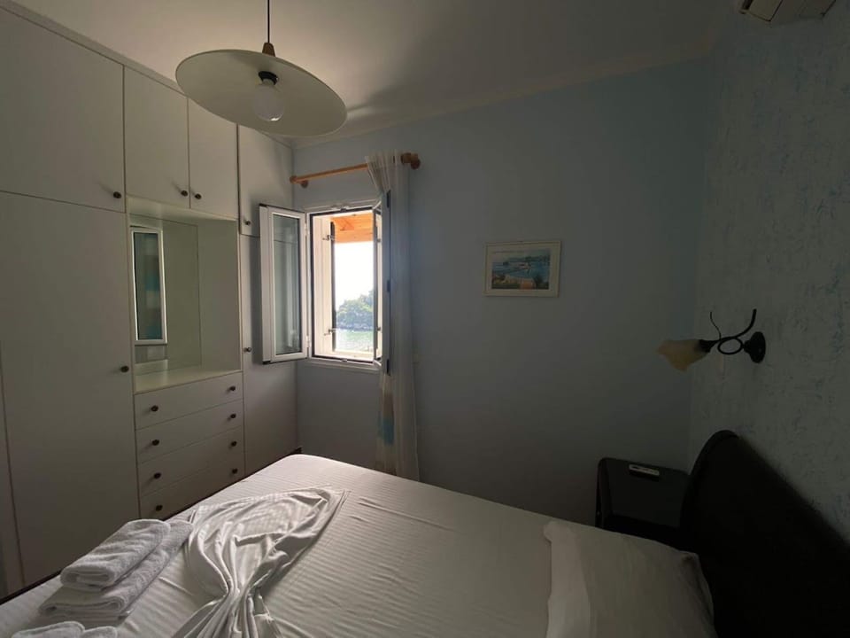 Apartment, 1 Bedroom | 1 bedroom, cribs/infant beds, free WiFi