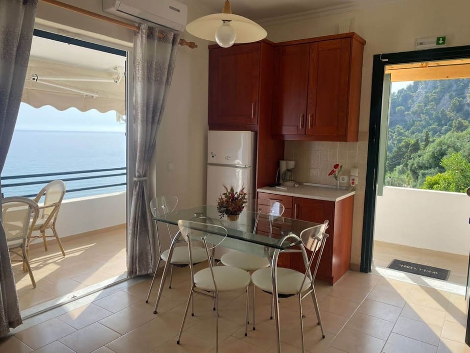 Apartment, 1 Bedroom | Private kitchen | Full-size fridge, oven, stovetop, electric kettle