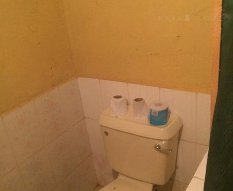 Shower, towels, soap, shampoo