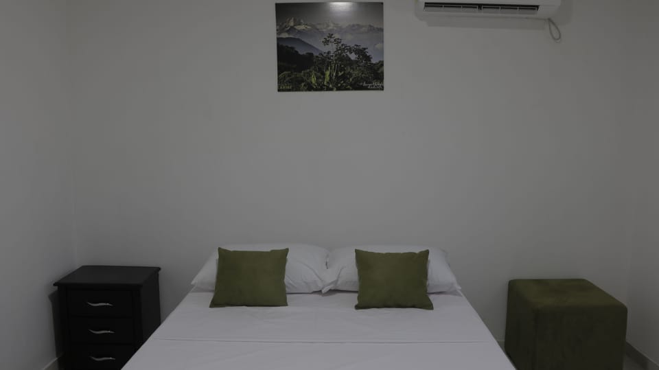 Premium bedding, WiFi (free), bed sheets