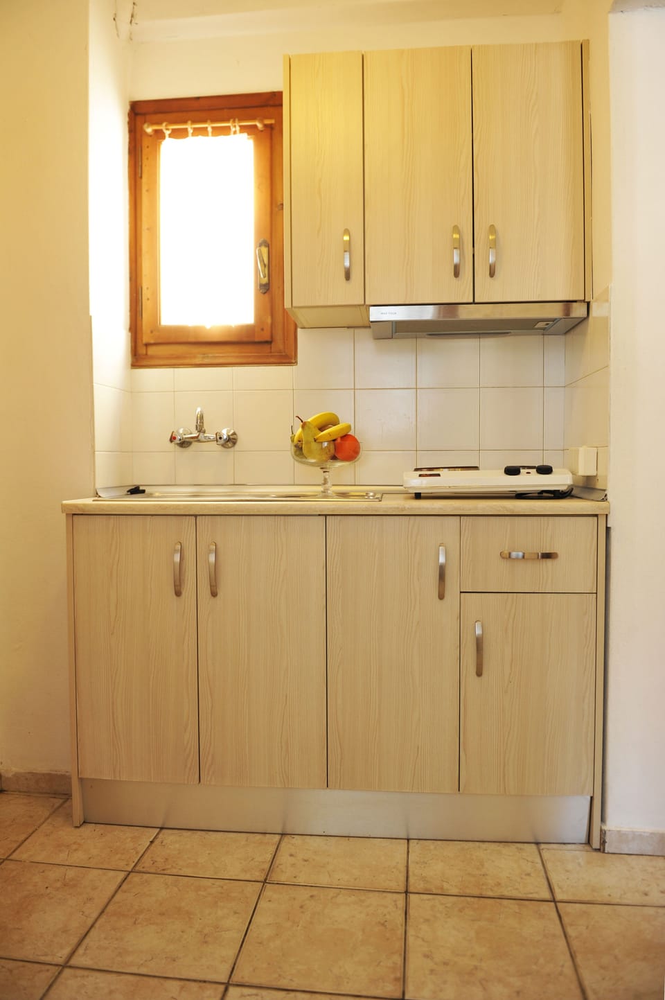 Apartment, 2 Bedrooms | Private kitchenette | Fridge, stovetop, electric kettle, cookware/dishes/utensils