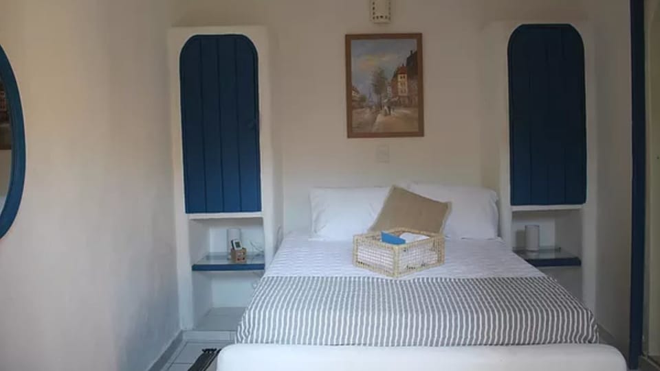Basic Suite | Minibar, free WiFi, bed sheets