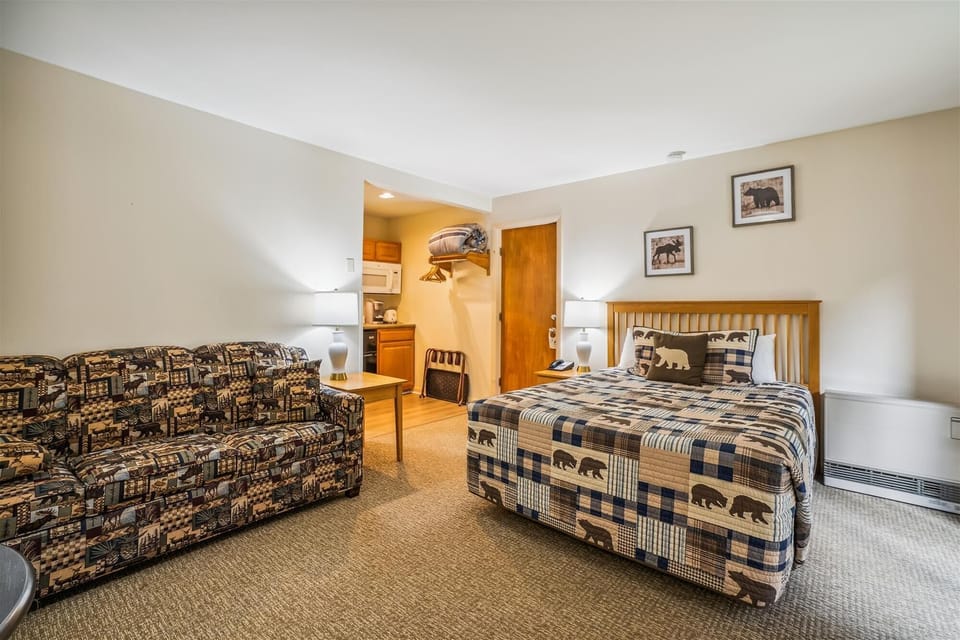 Get a good nights sleep in the bedroom with a queen sized bed.