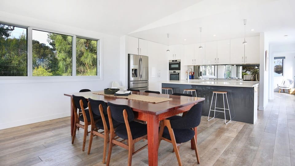 Fantastic chef's kitchen for preparing gourmet meals