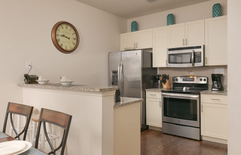 Fully equipped kitchen