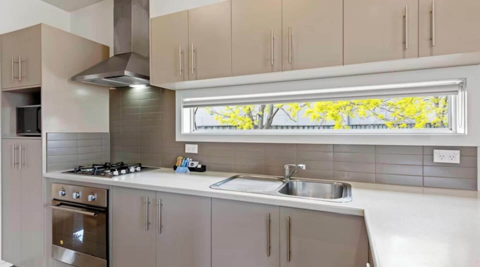 Fridge, microwave, stovetop, electric kettle
