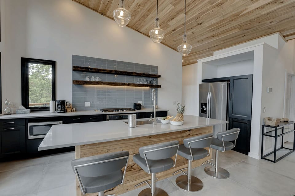 Falls Edge - kitchen