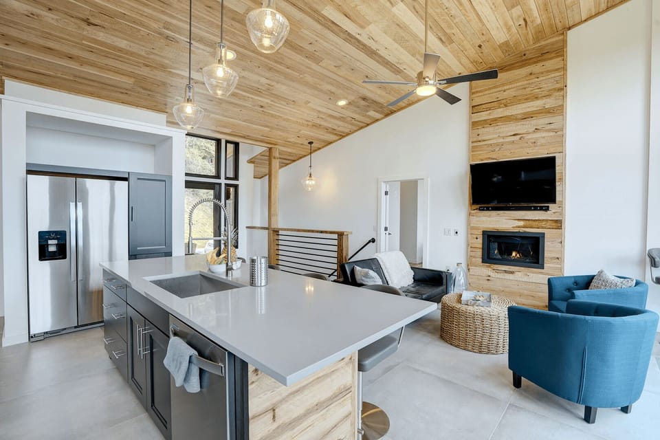 Falls Edge - kitchen great room