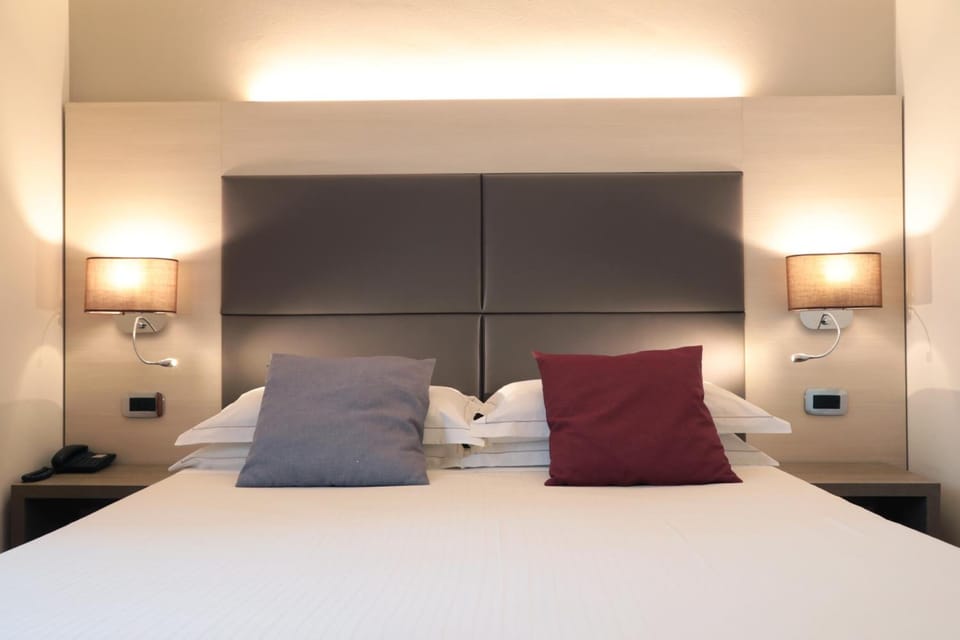 Double Room | Premium bedding, down comforters, pillowtop beds, minibar