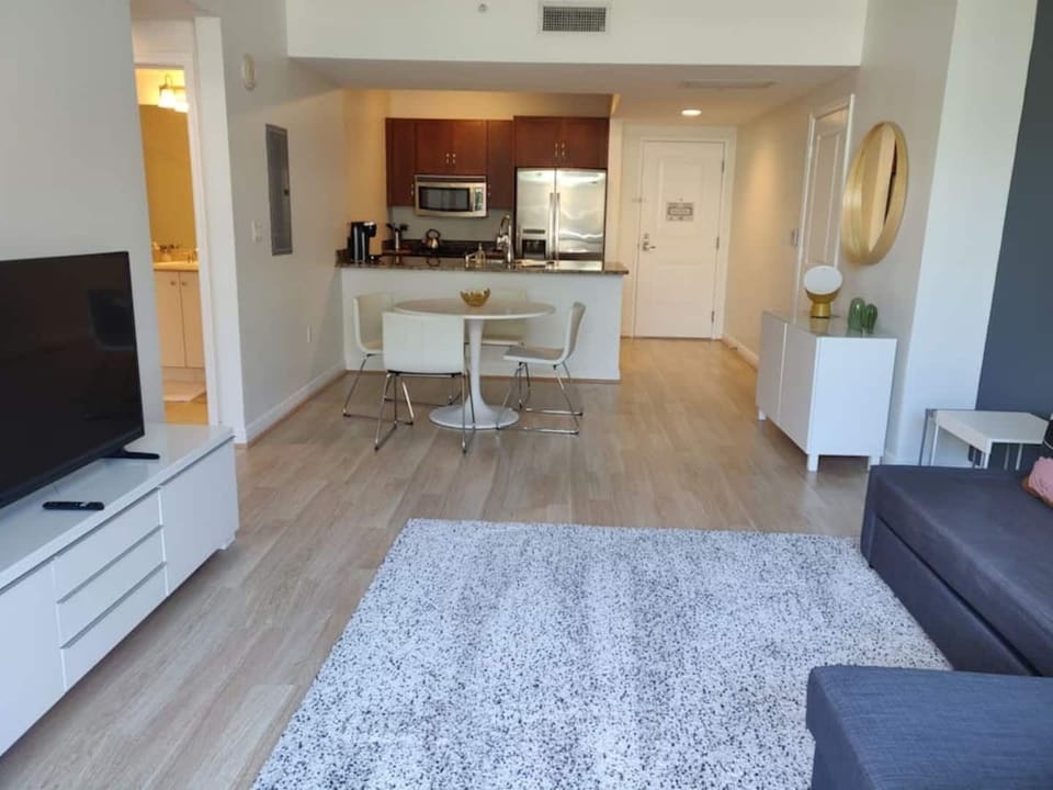 Sunny flat