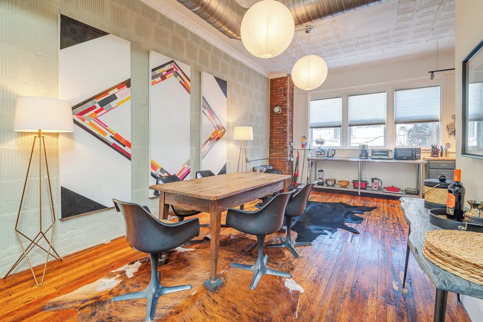 A perfect blend of industrial style and colorful charm for your dining moments.