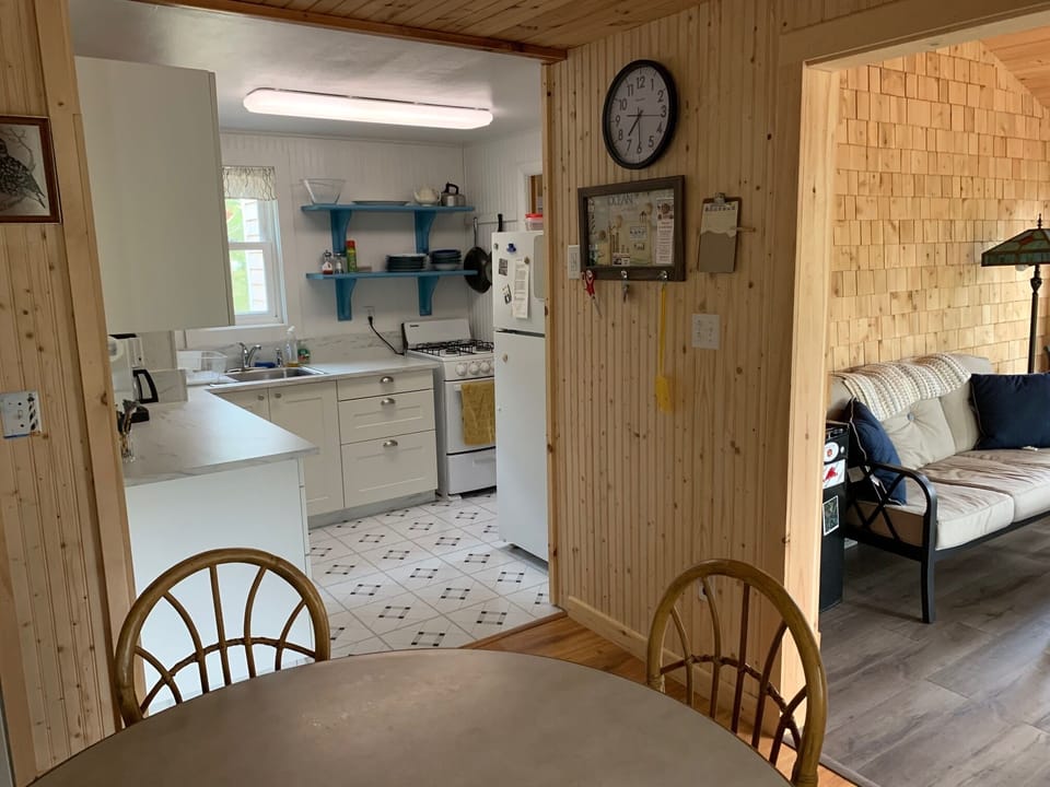 Kitchen/dining room/sun room