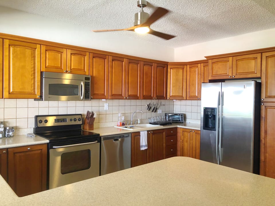 Fully equipped kitchen