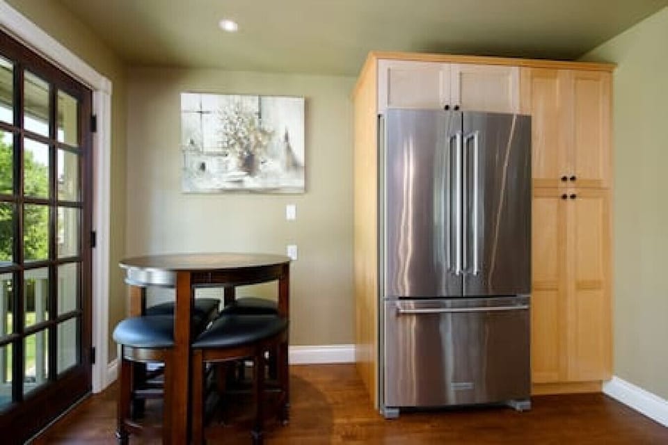 Chest, card game/eating table for four.