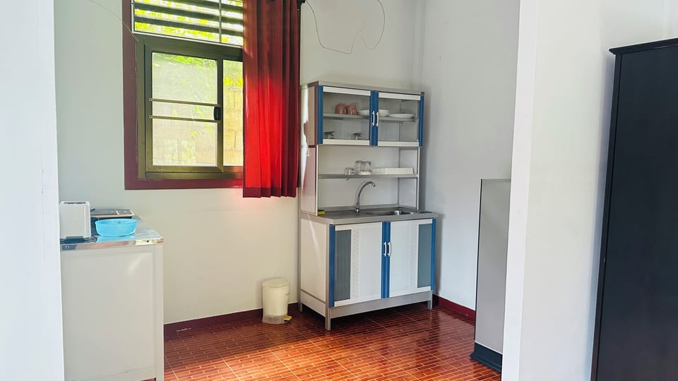Family Villa, 2 Bedrooms | Private kitchen | Fridge