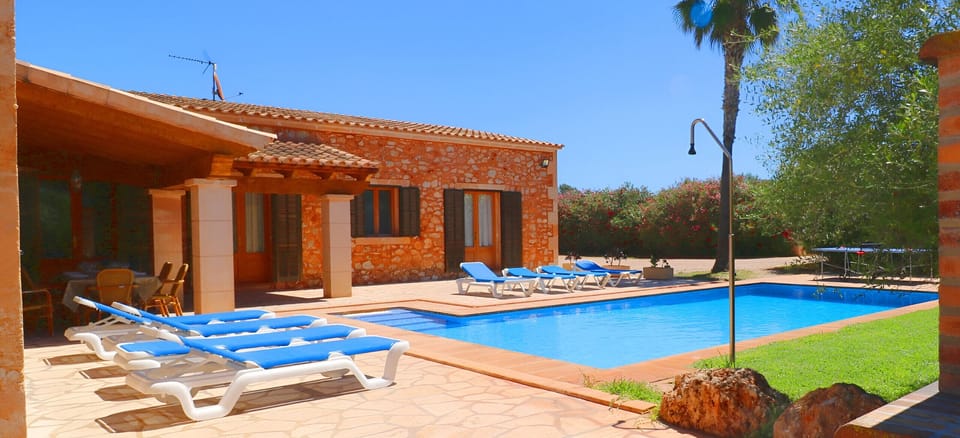 Beautiful holiday finca with pool in Majorca