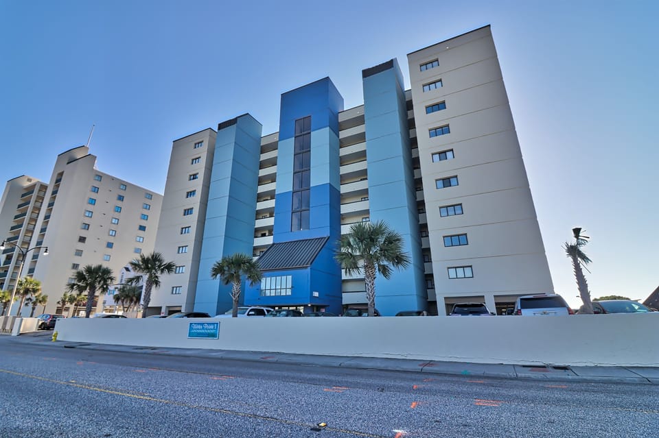 Welcome to Waterpointe 1