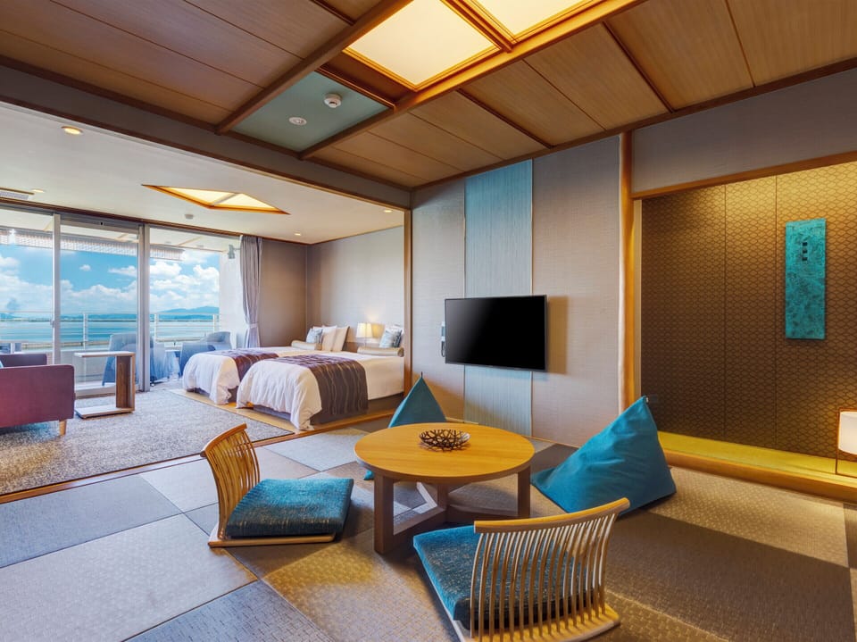 Biwa No Kaze Japanese-Western Style Room with Private Natural Hot Spring Open-Air Bath - Non-Smoking | Down comforters, in-room safe, desk, blackout drapes