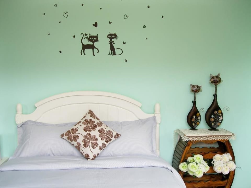 Standard Double Room | Desk, blackout drapes, soundproofing, rollaway beds