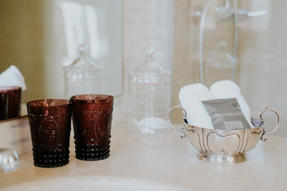 Combined shower/tub, free toiletries, hair dryer, bathrobes