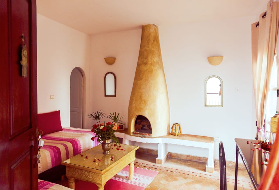 Triple Room (Maryama) | Individually decorated, individually furnished, blackout drapes