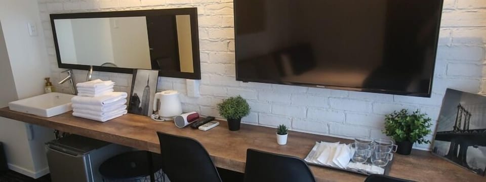 Twin Double Room | Soundproofing, free WiFi, bed sheets