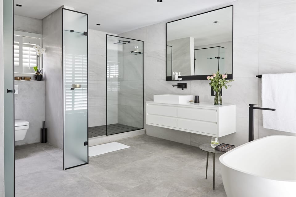 Luxury Penthouse, 2 Bedrooms, Ocean View | Bathroom | Free toiletries, hair dryer, bathrobes, slippers