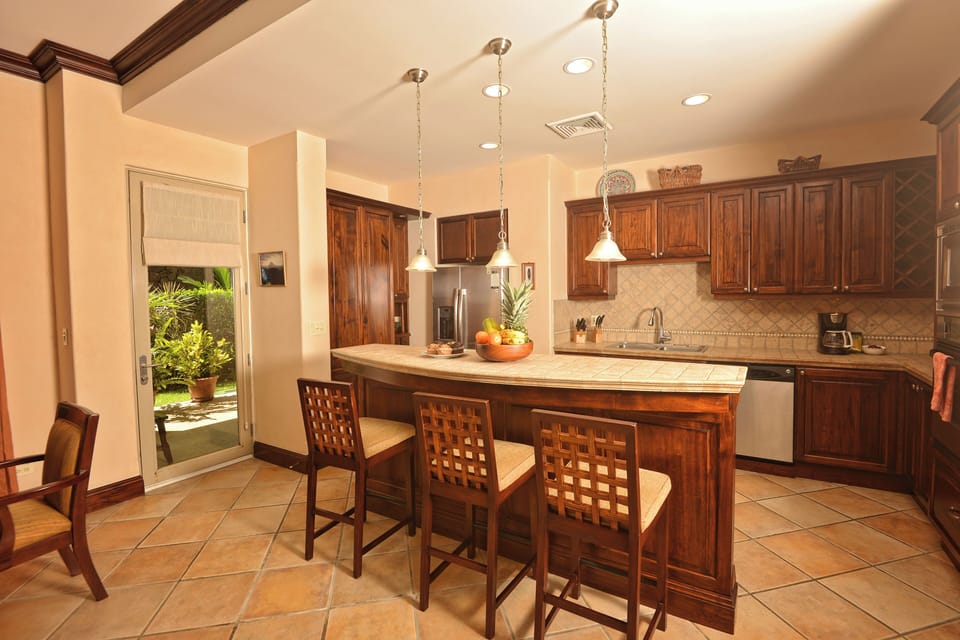 Superior Condo, Ocean View | Private kitchen | Full-size fridge, microwave, stovetop, dishwasher